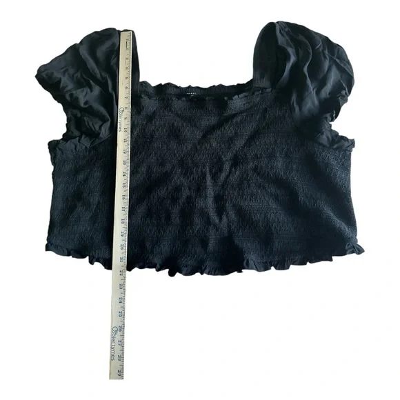 Torrid Challis Smocked Puff Sleeve Crop Top Black 6X Romantic Flattering NWOT - Picture 10 of 11